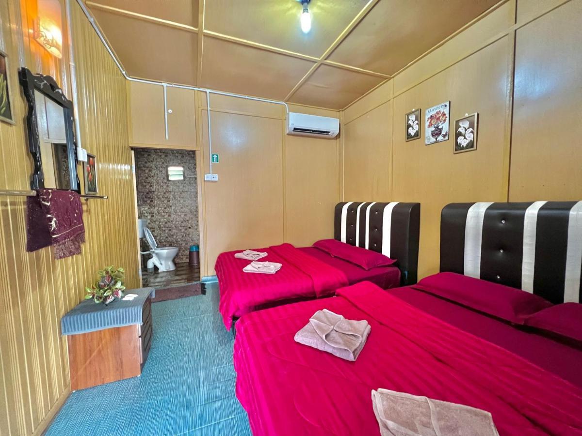 Guest house Perhentian Sri Tanjung , Kampung Nelayan Pulau Perhentian *