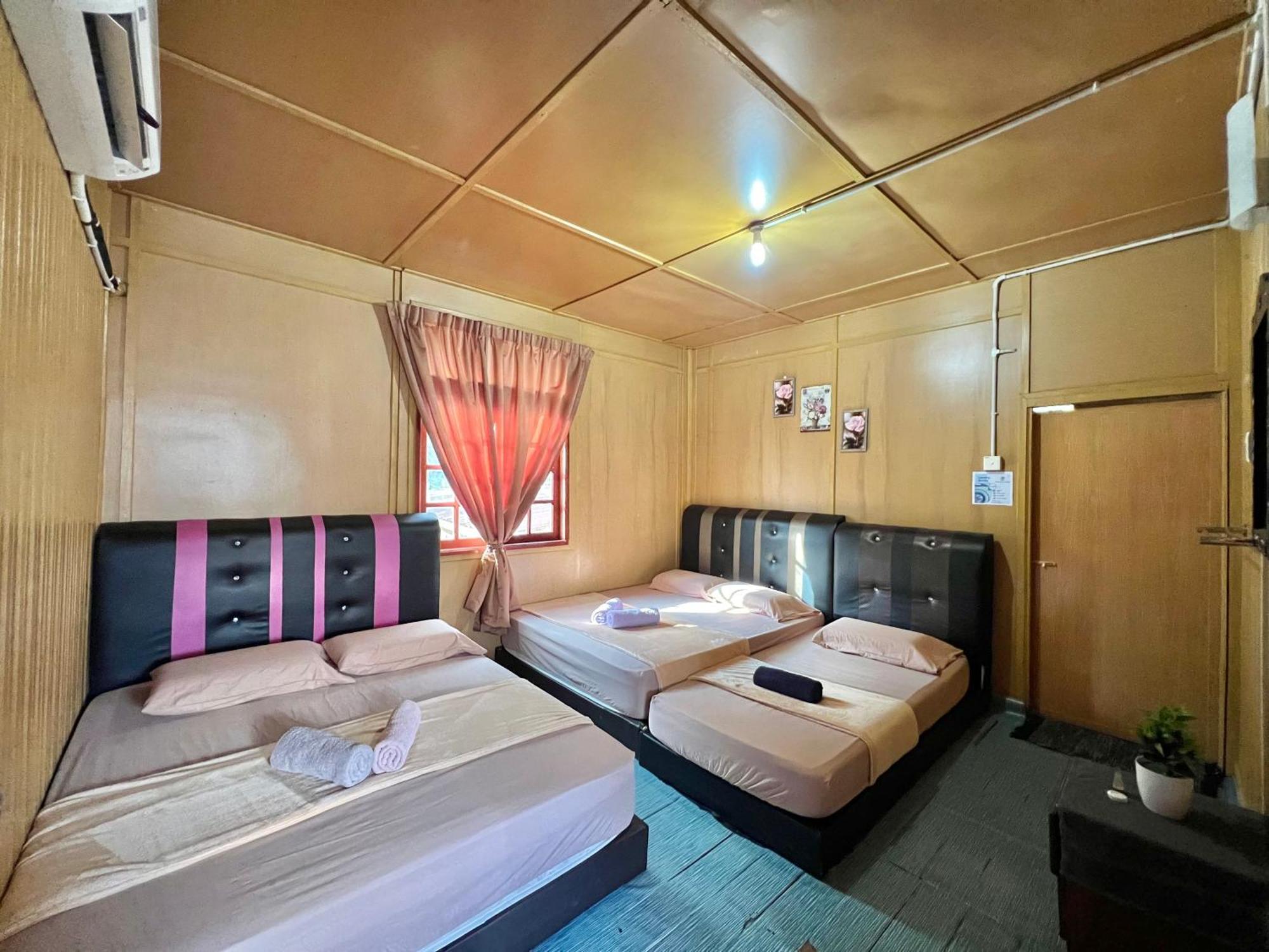 Guest house Perhentian Sri Tanjung , Kampung Nelayan Pulau Perhentian