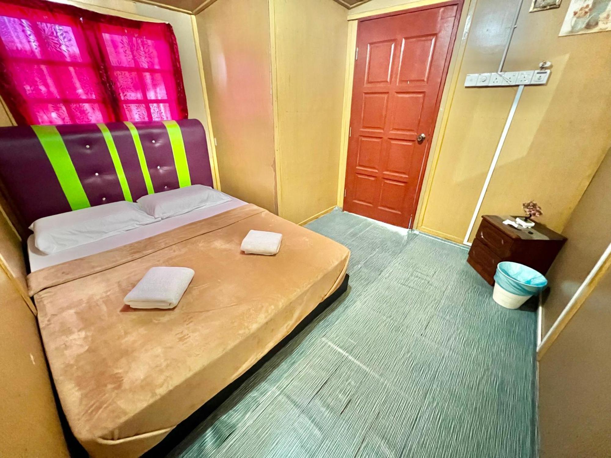 Guest house Perhentian Sri Tanjung , Kampung Nelayan Pulau Perhentian