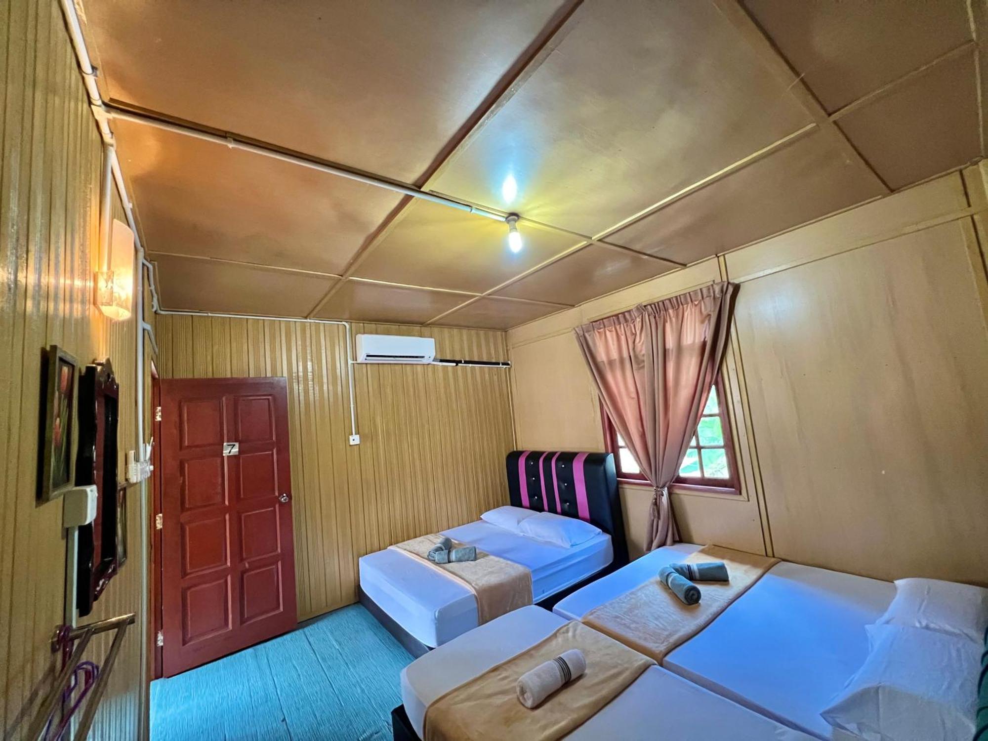 Guest house Perhentian Sri Tanjung , Kampung Nelayan Pulau Perhentian